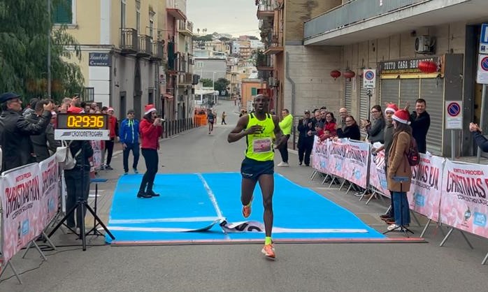 Locandina MONTE DI PROCIDA CHRISTMAS RUN