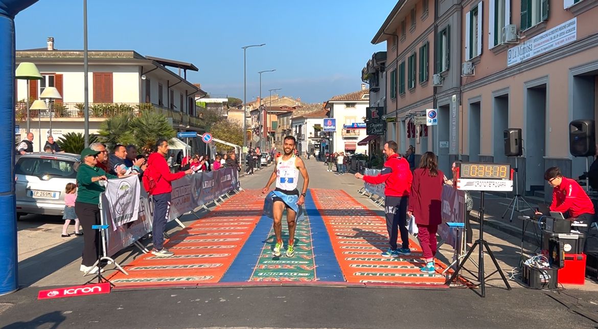 Locandina 9^ ED. ALVIGNANO CORRE